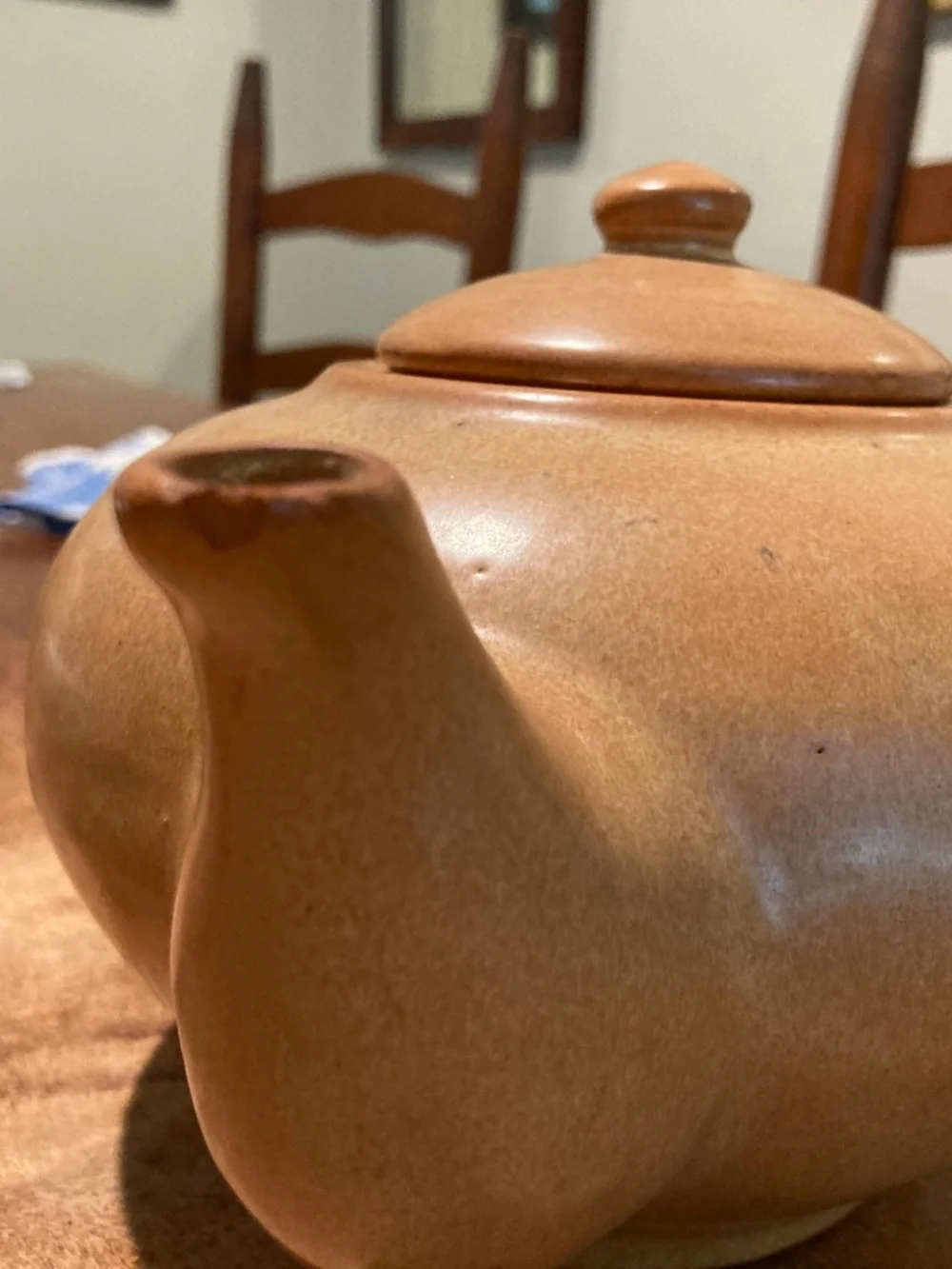 Vilmer mid-century modern studio art teapot